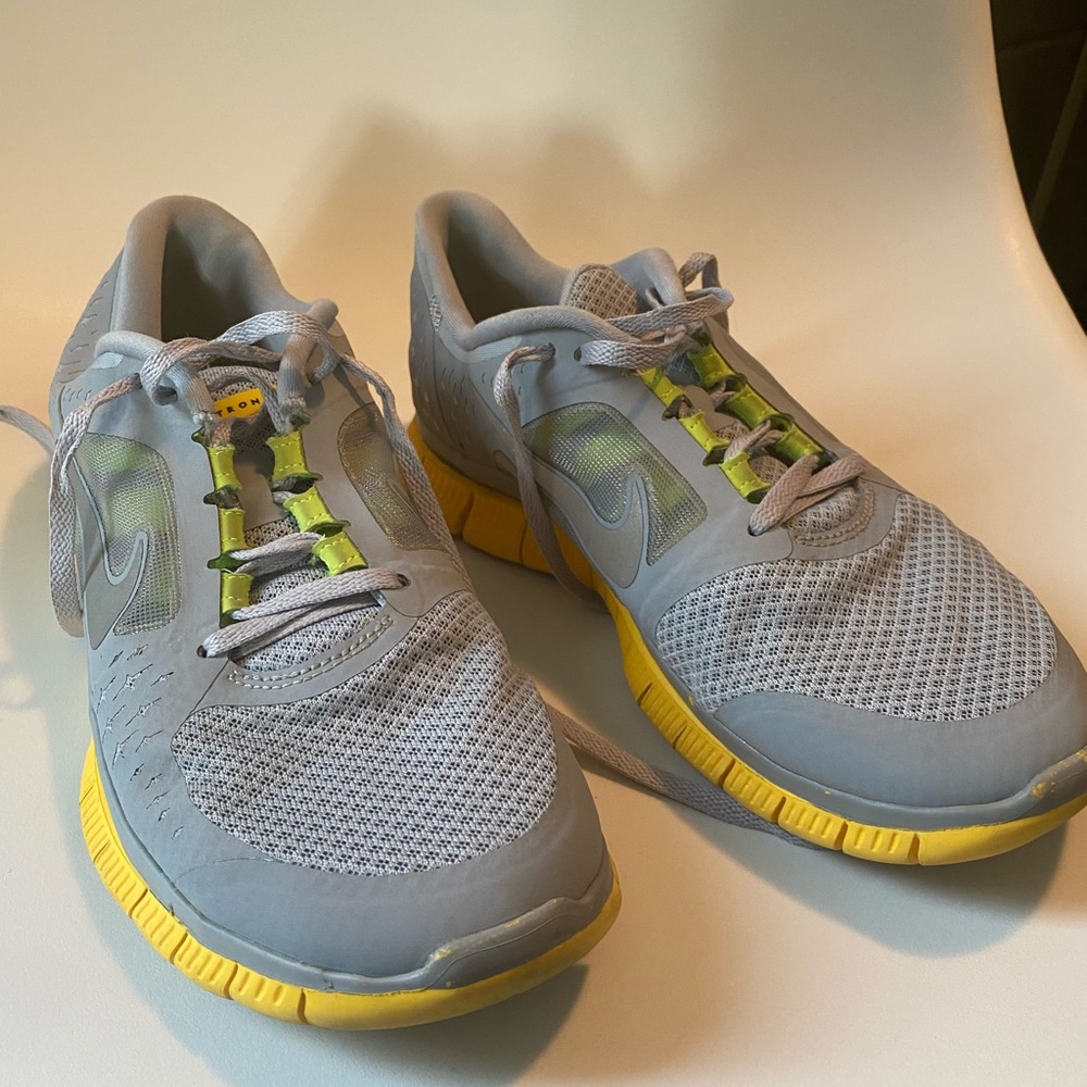 Nike Free Run: Livestrong